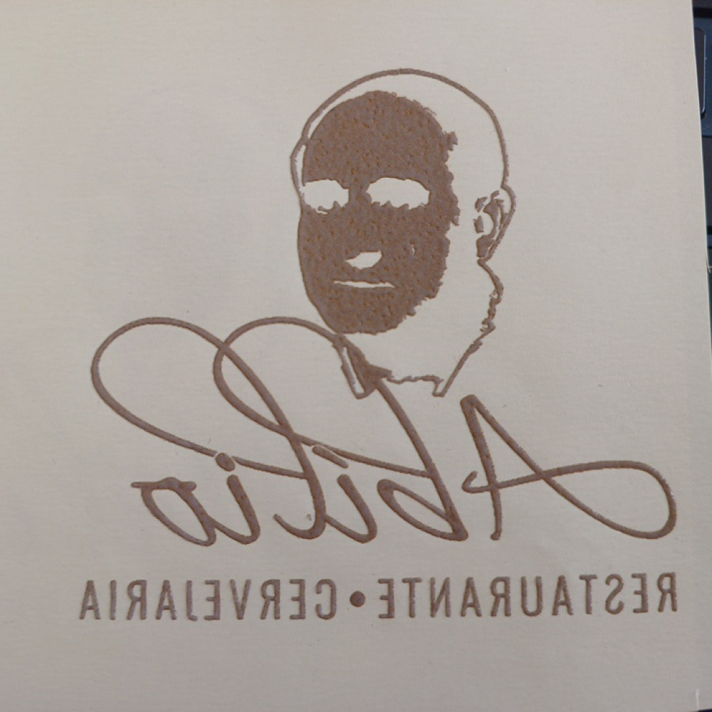 Transfer Serigrafia 9x8,5cm - Dourado