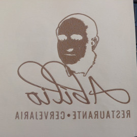 Transfer Serigrafia 9x8,5cm - Dourado