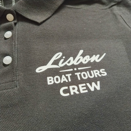 Polo de Manga Curta Estampado Frente e Costas