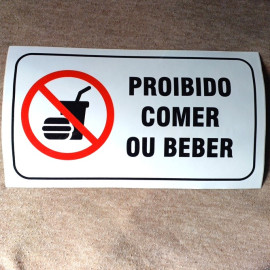Autocolante Proibido Comer ou Beber