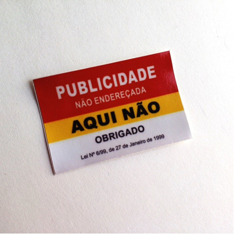 Autocolante "Publicidade Não Endereçada Aqui Não" Vermelho/Amarelo