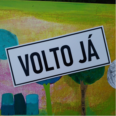 Placa Volto Já em PVC (Grande)